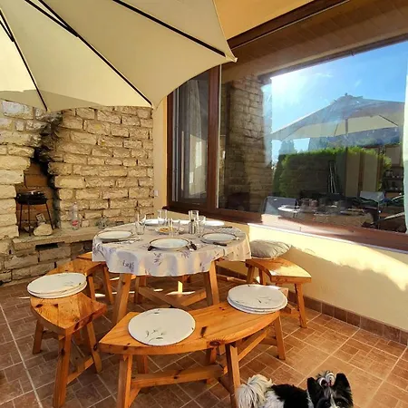 Fenyves Country house *