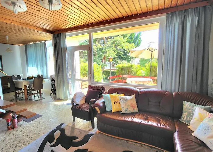 Fenyves Country house *